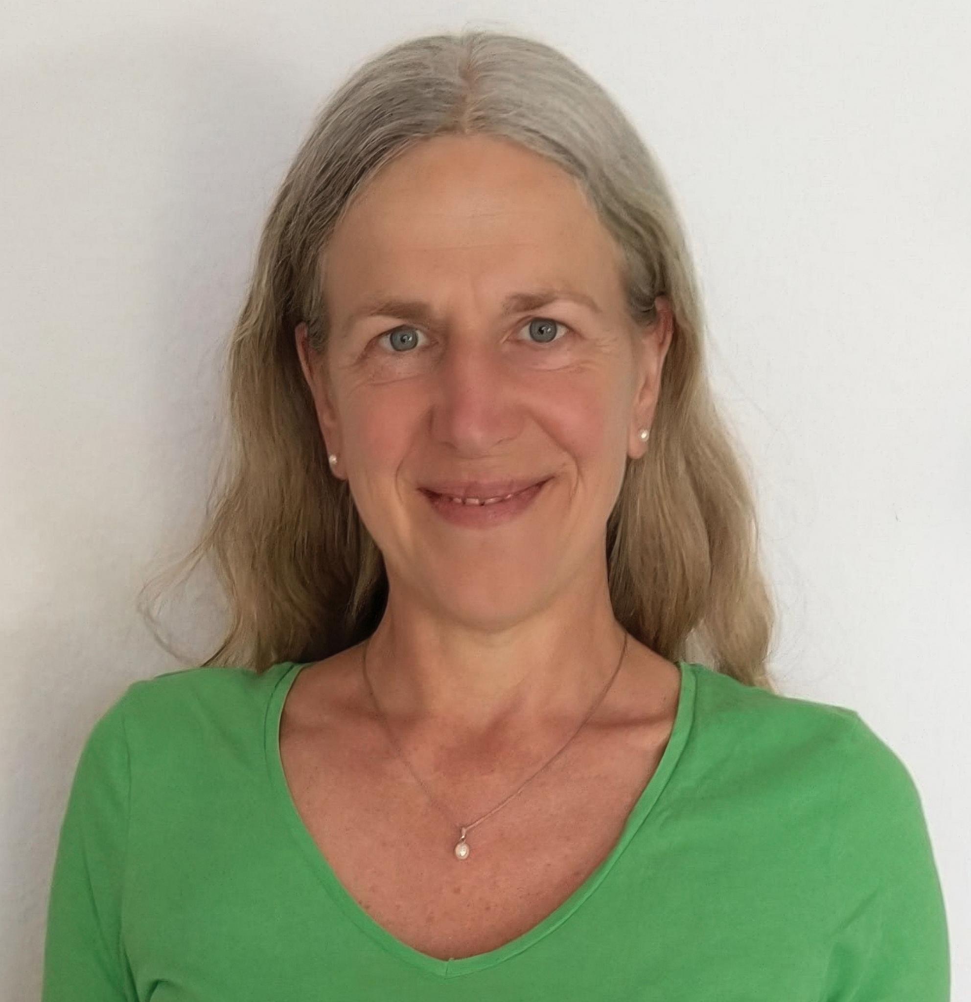 Angela Hesse